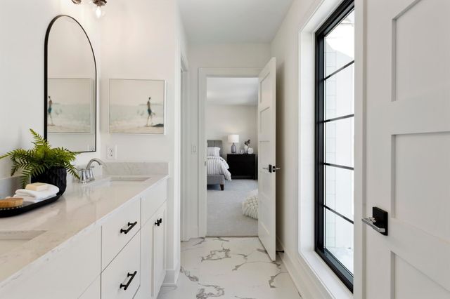 707 Ensconced Way, Chaska, MN 55318