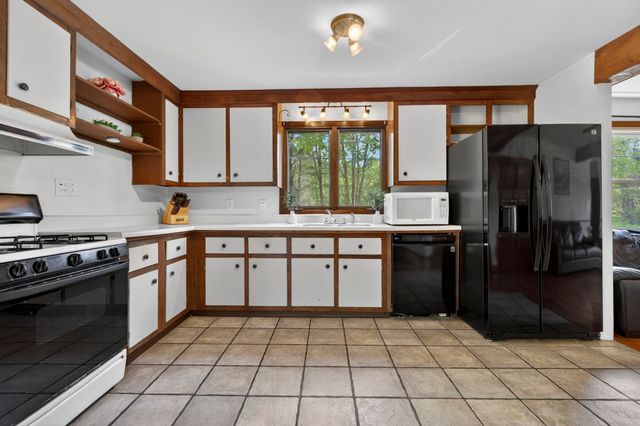 112 Main Street, Candia, NH 03034