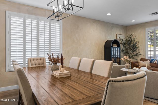 2435 E Narrowleaf Drive, Gilbert, AZ 85298