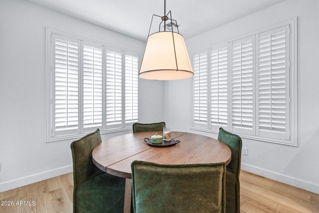 2435 E Narrowleaf Drive, Gilbert, AZ 85298