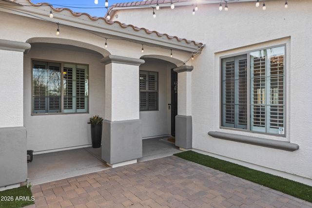 2435 E Narrowleaf Drive, Gilbert, AZ 85298