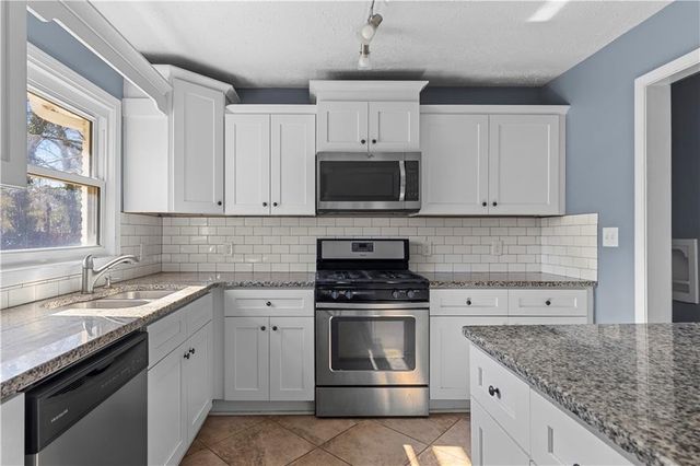 3261 Bonway Drive, Decatur, GA 30032