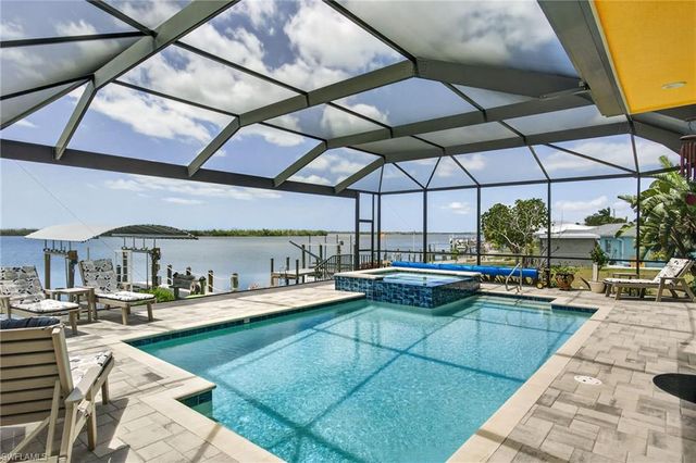 11859 Island AVE, Matlacha, FL 33993