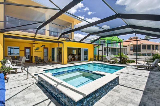11859 Island AVE, Matlacha, FL 33993