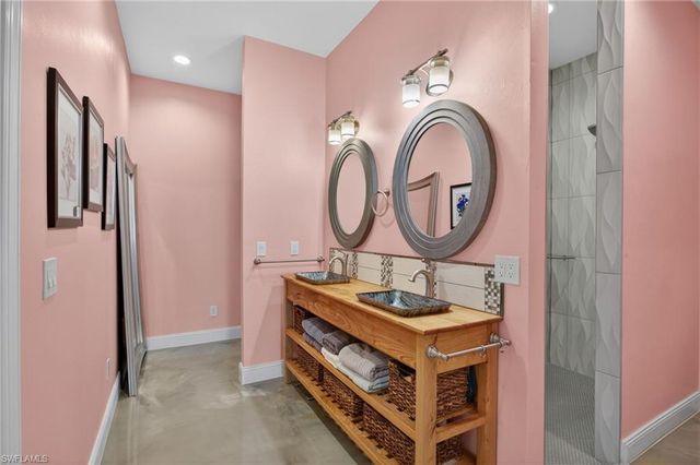 11859 Island AVE, Matlacha, FL 33993