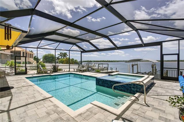 11859 Island AVE, Matlacha, FL 33993