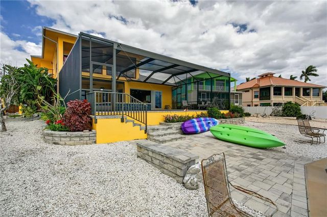 11859 Island AVE, Matlacha, FL 33993