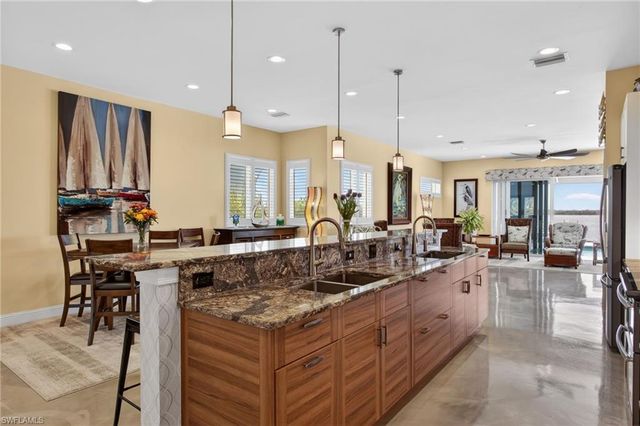 11859 Island AVE, Matlacha, FL 33993
