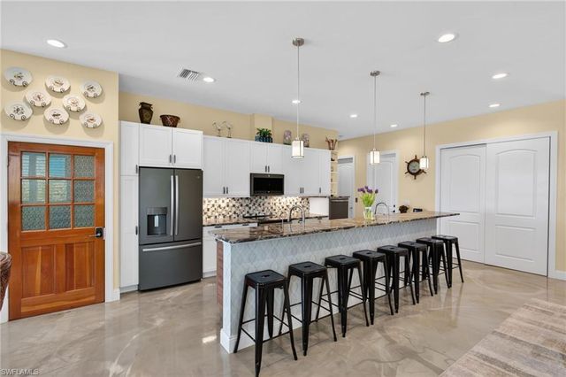 11859 Island AVE, Matlacha, FL 33993
