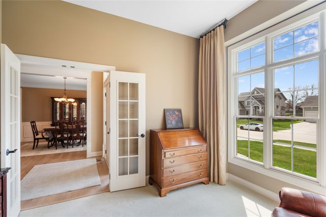 215 SW Stonegate Drive, Ankeny, IA 50023