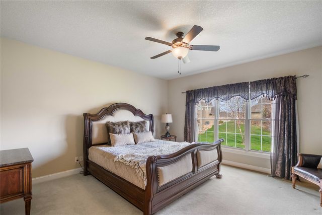 215 SW Stonegate Drive, Ankeny, IA 50023