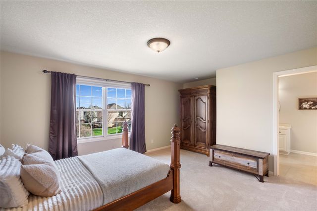 215 SW Stonegate Drive, Ankeny, IA 50023