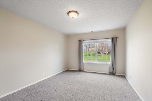 215 SW Stonegate Drive, Ankeny, IA 50023