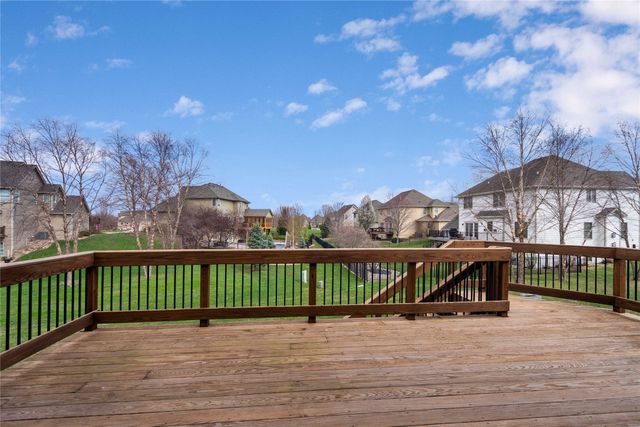 215 SW Stonegate Drive, Ankeny, IA 50023