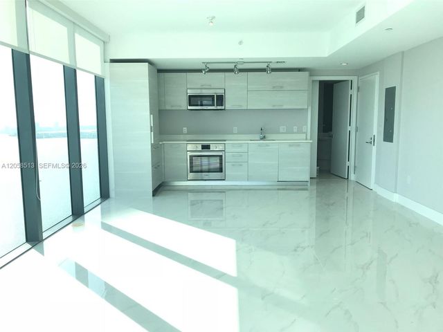 650 NE 32nd St 4508, Miami, FL 33137