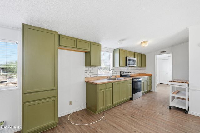 24215 E Logan Boulevard, Florence, AZ 85132