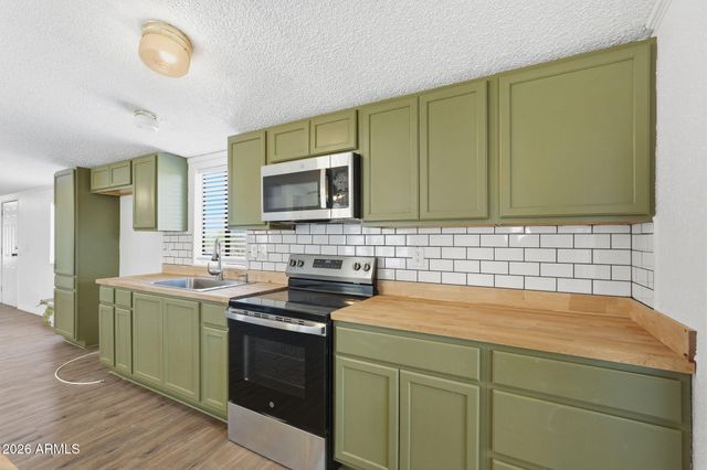 24215 E Logan Boulevard, Florence, AZ 85132