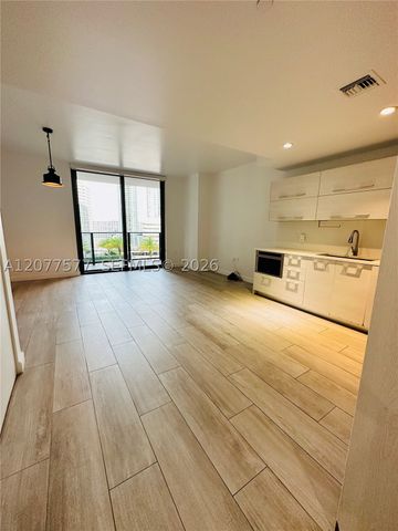 45 SW 9th St 1202, Miami, FL 33130