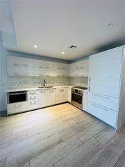 45 SW 9th St 1202, Miami, FL 33130