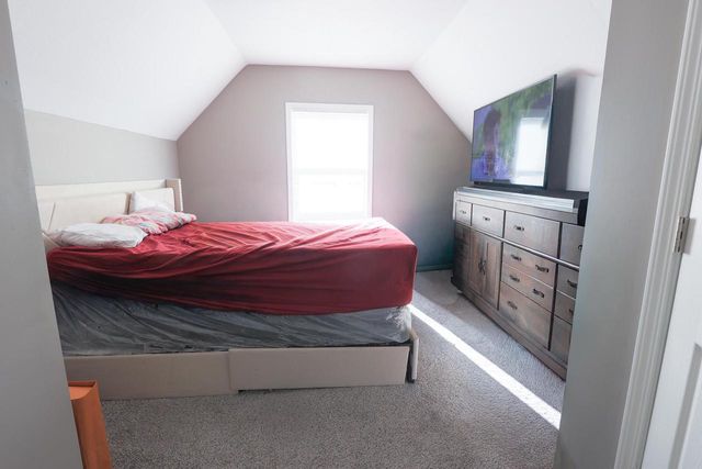 5728 N 57th STREET, Milwaukee, WI 53218