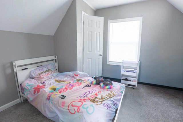 5728 N 57th STREET, Milwaukee, WI 53218