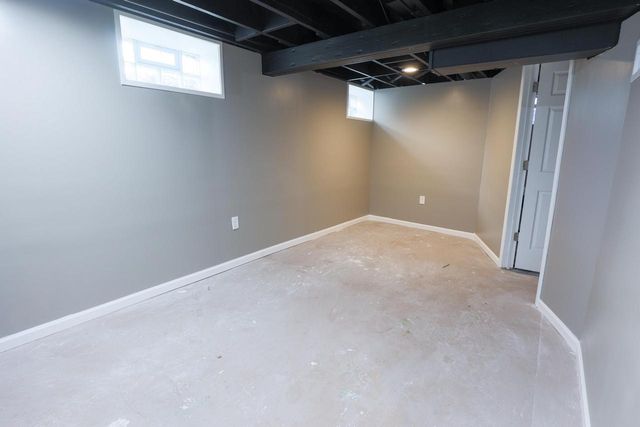 5728 N 57th STREET, Milwaukee, WI 53218