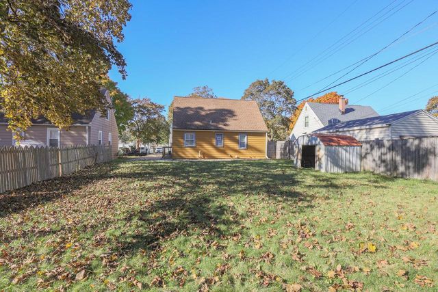 5728 N 57th STREET, Milwaukee, WI 53218