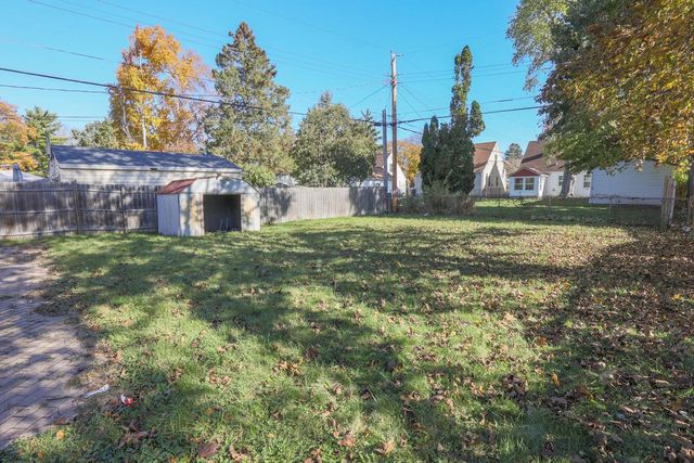 5728 N 57th STREET, Milwaukee, WI 53218