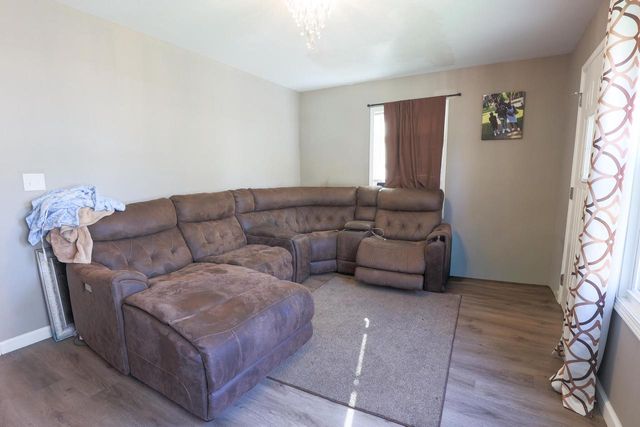 5728 N 57th STREET, Milwaukee, WI 53218