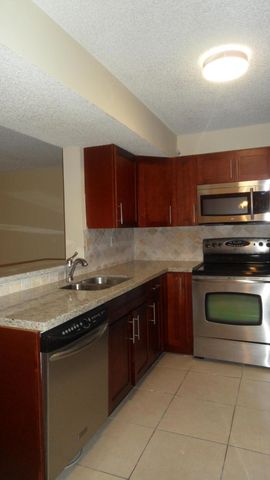 351 Palm Way 201, Pembroke Pines, FL 33025