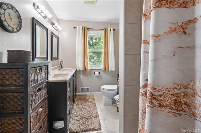 12 Berkshire Drive, New City, NY 10956