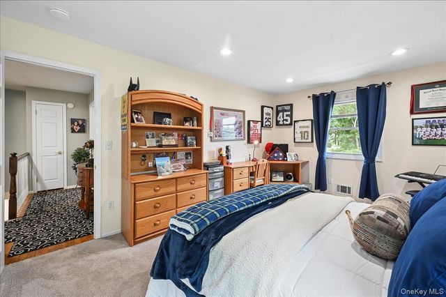 12 Berkshire Drive, New City, NY 10956