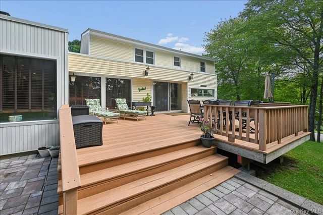 12 Berkshire Drive, New City, NY 10956