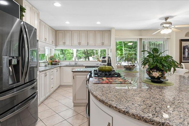 12 Berkshire Drive, New City, NY 10956