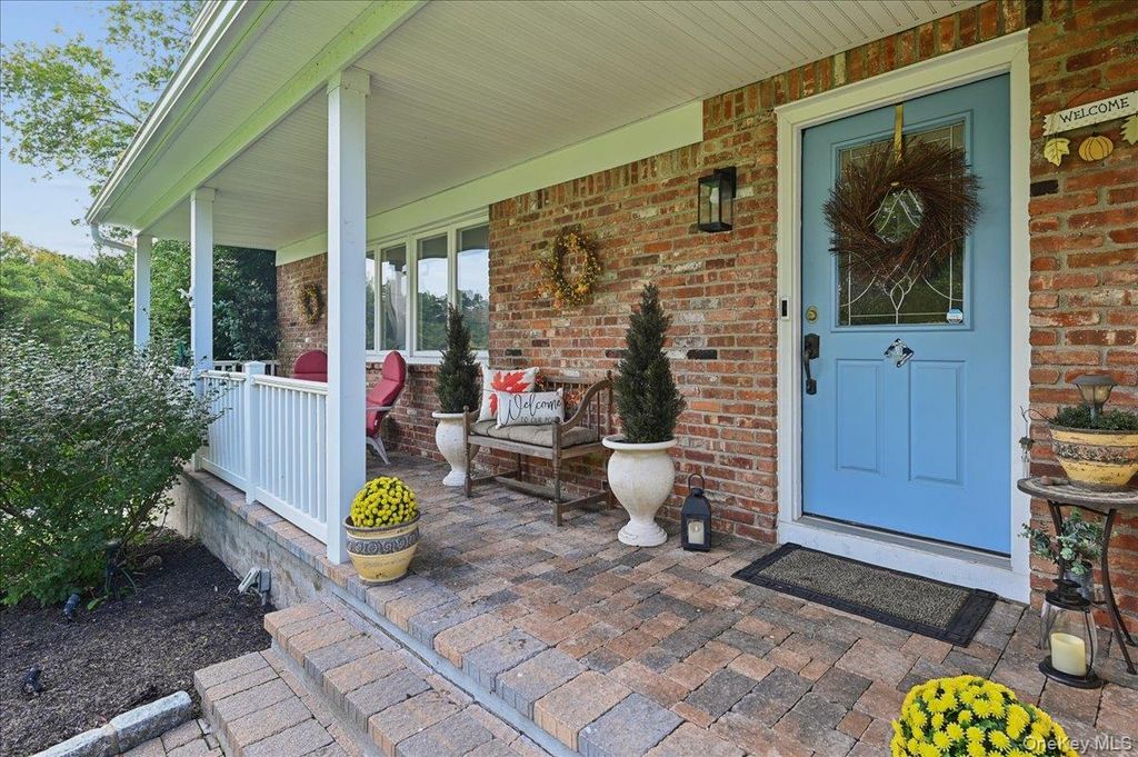 12 Berkshire Drive, New City, NY 10956 — photo 2