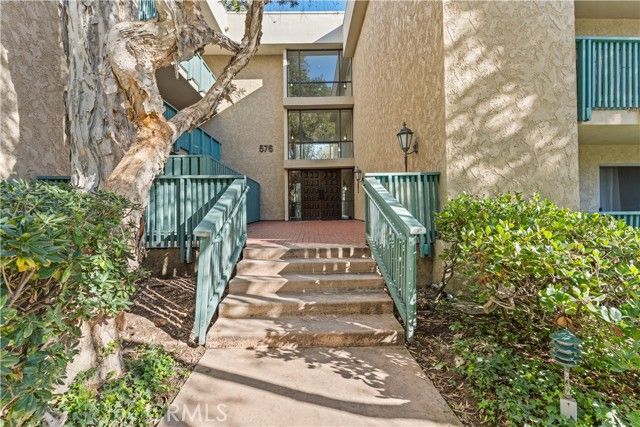 576 N Bellflower, Long Beach, CA 90814