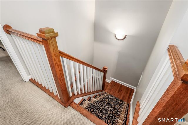 18 Lawrence Avenue 18, Danbury, CT 06810