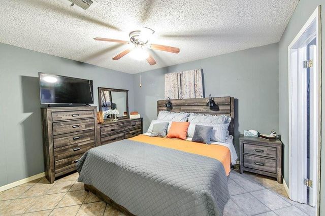 203 Dorothy St, Thibodaux, LA 70301