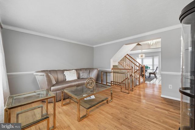 18 CHUDLEIGH CT, Baltimore, MD 21208