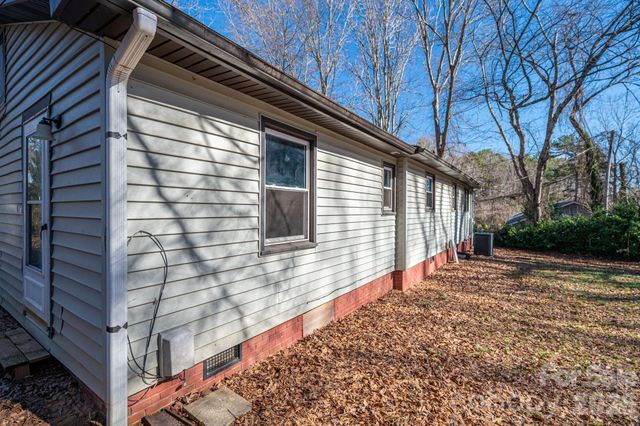 389 Carson Drive, Gastonia, NC 28052