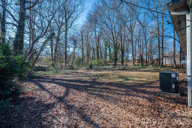 389 Carson Drive, Gastonia, NC 28052