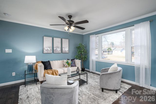 389 Carson Drive, Gastonia, NC 28052