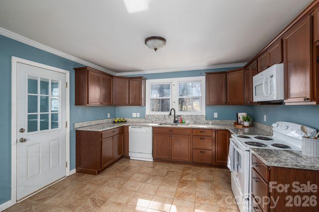 389 Carson Drive, Gastonia, NC 28052