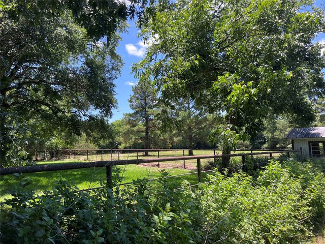 16926 County Road 4336, Larue, TX 75770