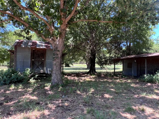 16926 County Road 4336, Larue, TX 75770