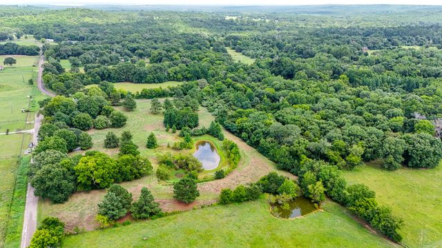16926 County Road 4336, Larue, TX 75770