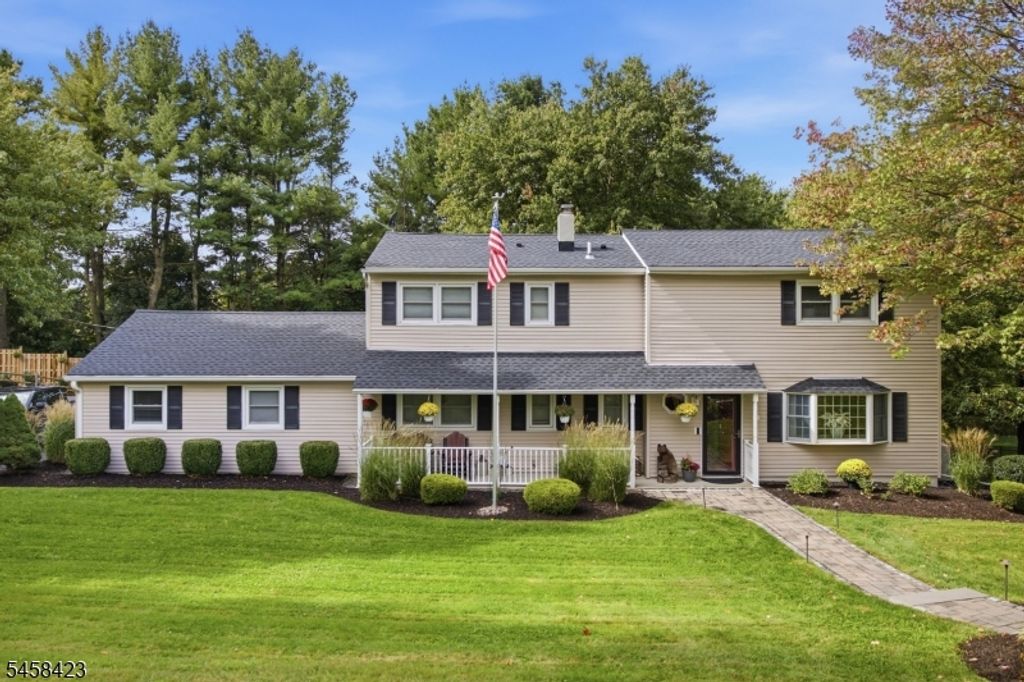 26 2nd Lt JT Wroblewski Ln, Jefferson Twp., NJ 07438 — exterior