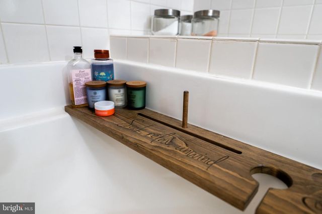 9348 AMARYLLIS AVE, Manassas, VA 20110