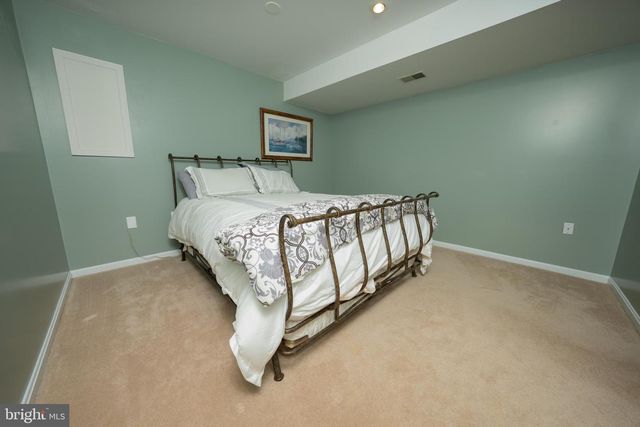 9348 AMARYLLIS AVE, Manassas, VA 20110