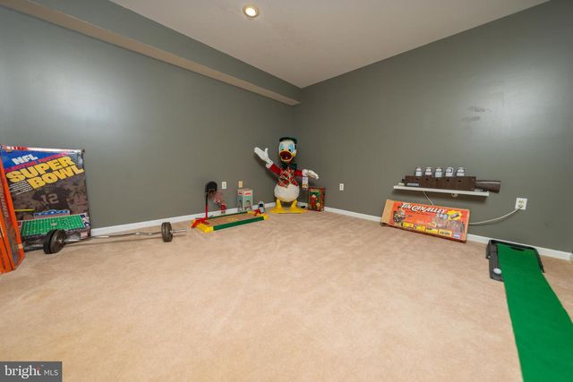 9348 AMARYLLIS AVE, Manassas, VA 20110